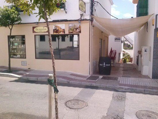 La Esquina Taberna-Tienda