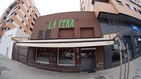 La Pera Cafe Gastrobar