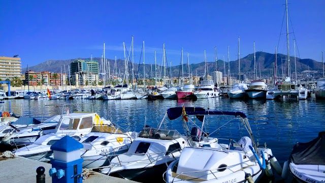 el Puerto Deportivo de Fuengirola SAM