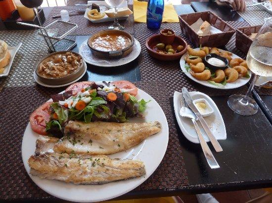 Lolas Bar Pinchos y Tapas