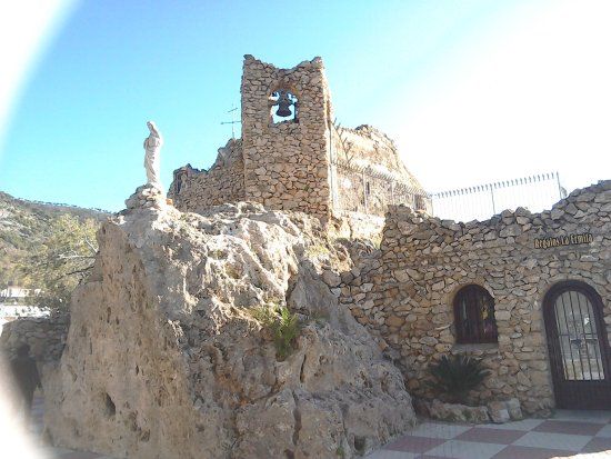 La Ermita Virgen De la Peña